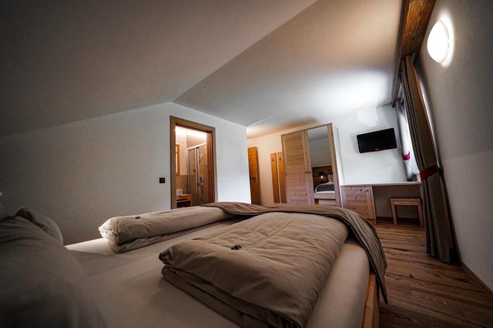 Garni Bergblick Hotel Braies  Exterior foto